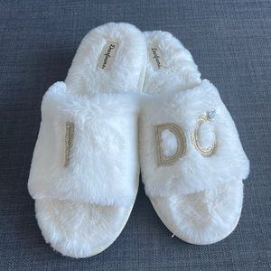 Dearfoams Bride Bridesmaid I Do Wedding White Slide Slipper Size 9-10